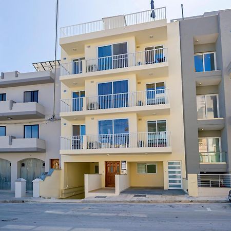 Summer Breeze 3 Bedroom Family Maisonette With Sunny Terrace In Mellieha - By Getawaysmalta Exteriör bild