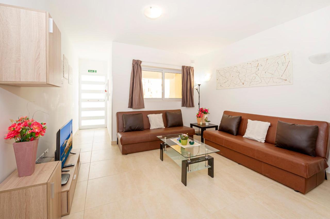 Summer Breeze 3 Bedroom Family Maisonette With Sunny Terrace In Mellieha - By Getawaysmalta Exteriör bild