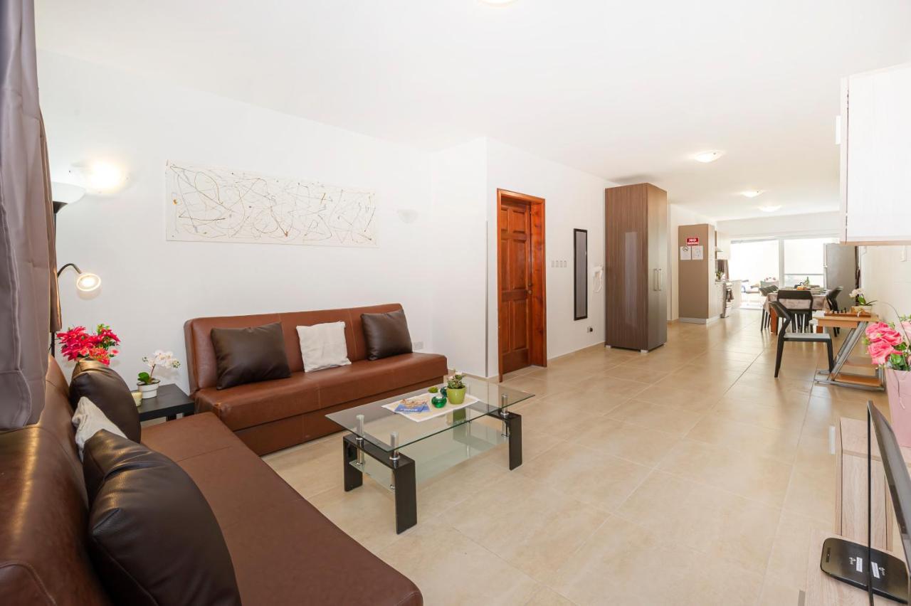 Summer Breeze 3 Bedroom Family Maisonette With Sunny Terrace In Mellieha - By Getawaysmalta Exteriör bild