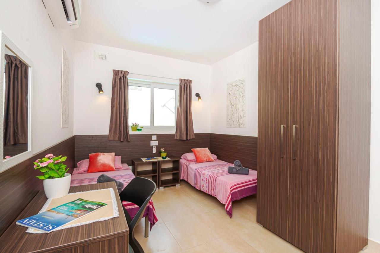 Summer Breeze 3 Bedroom Family Maisonette With Sunny Terrace In Mellieha - By Getawaysmalta Exteriör bild